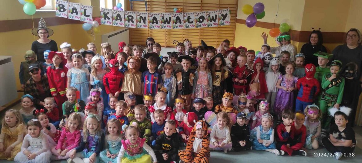 Bal karnawałowy w oddziałach przedszkolnych.