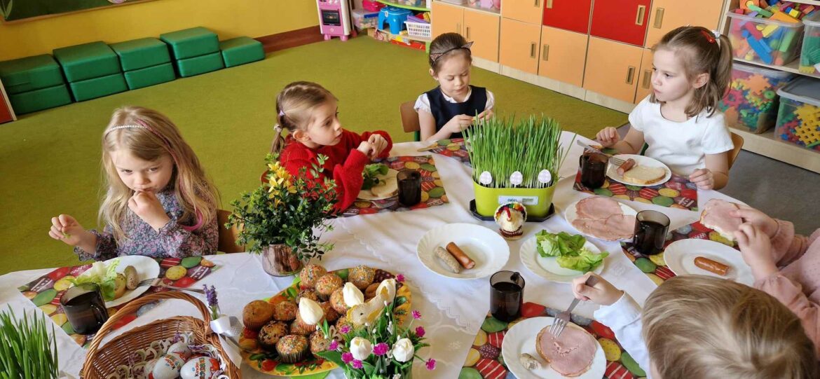 Śniadanie Wielkanocne w przedszkolu
