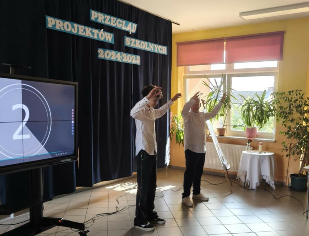 PRZEGLĄD PROJEKTÓW SZKOLNYCH