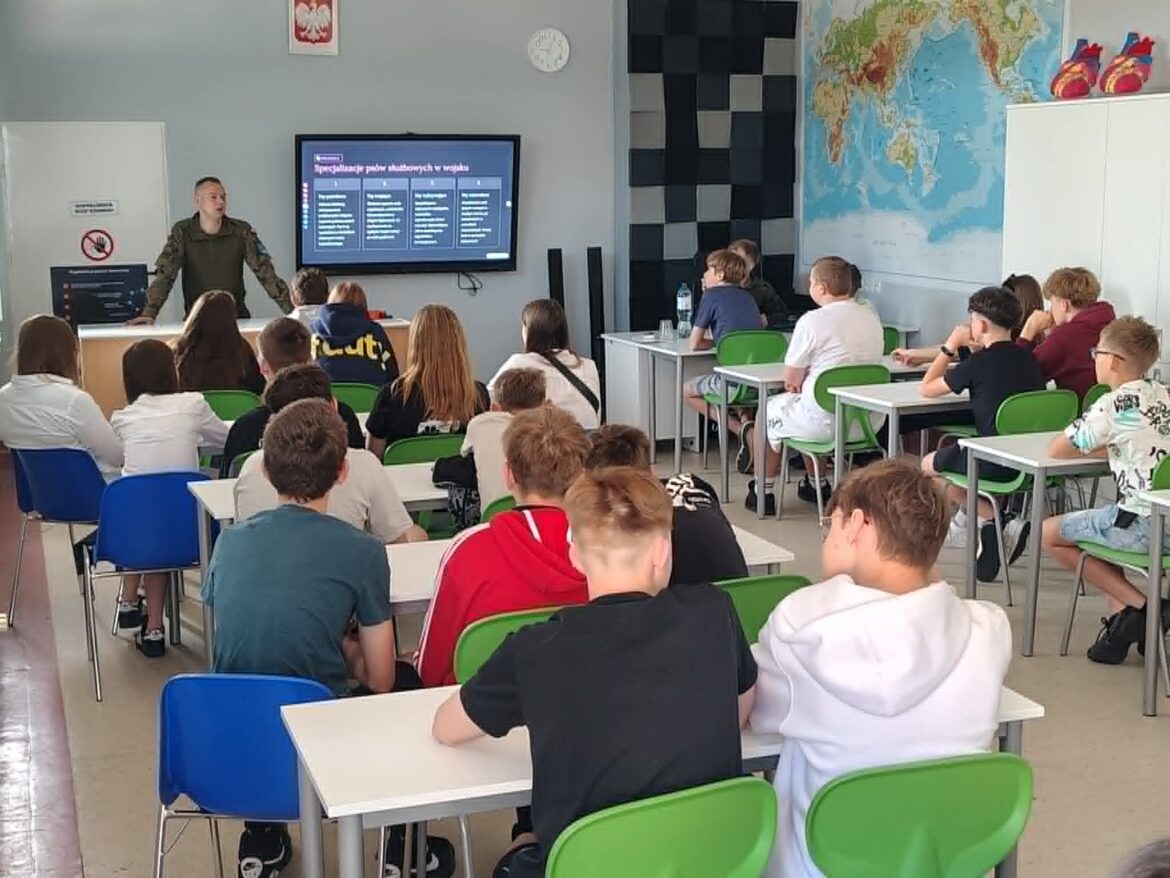 Edukacja z wojskiem